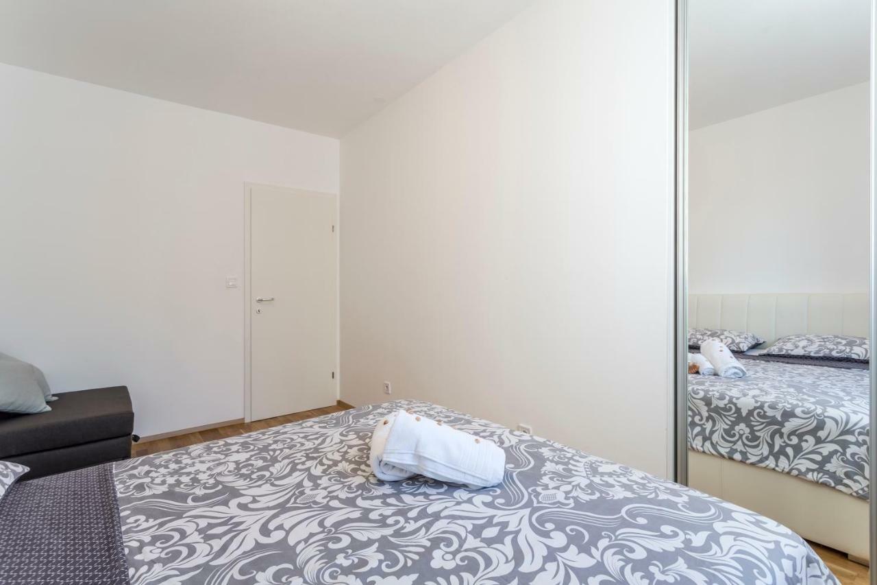 Apartment Luka スプリト エクステリア 写真